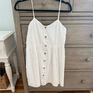 GB Elegant White Button-Down Dress